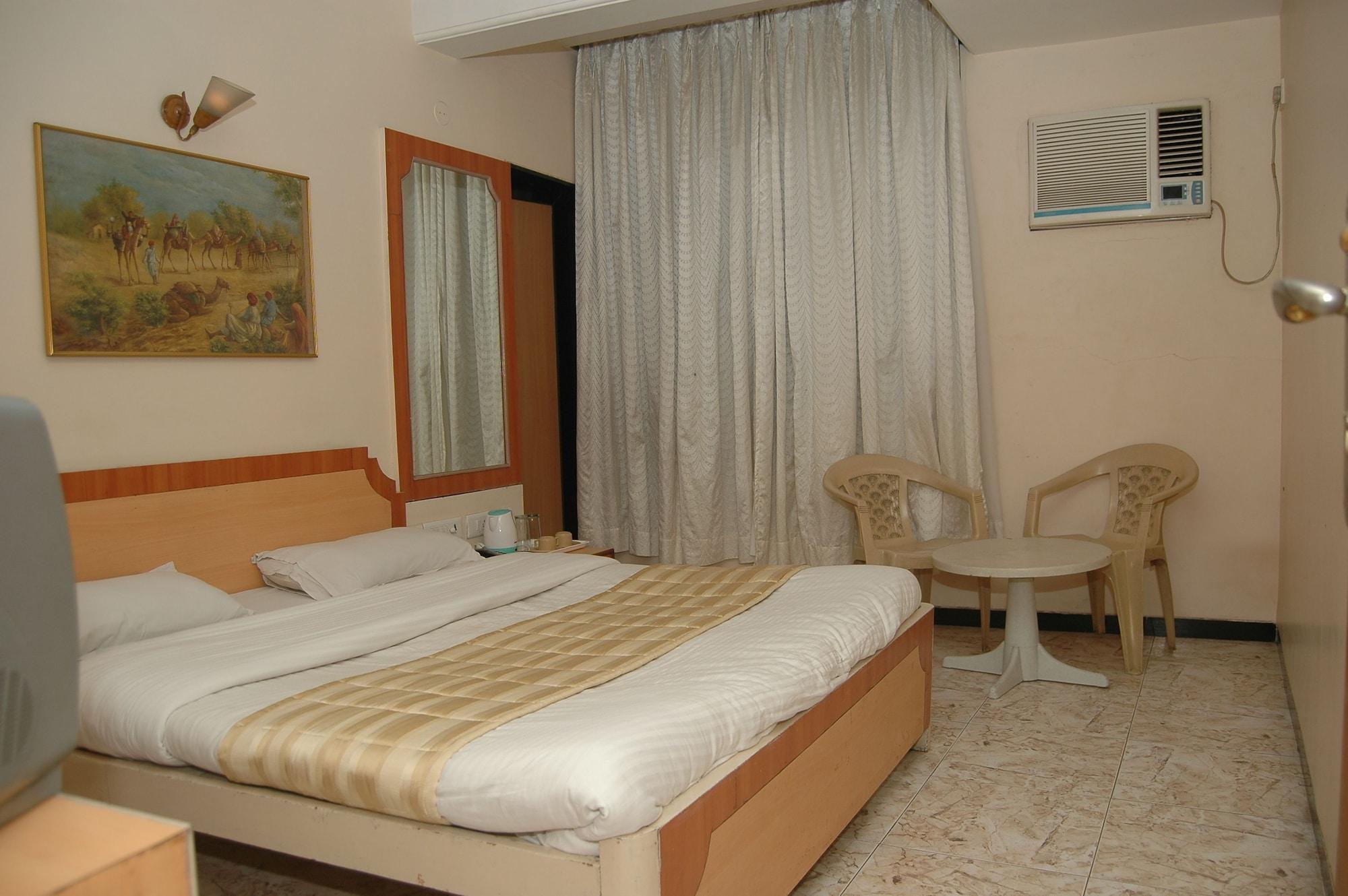 Hotel Alka Residency Thane Extérieur photo
