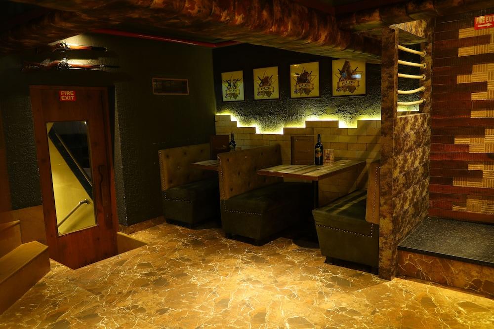 Hotel Alka Residency Thane Extérieur photo