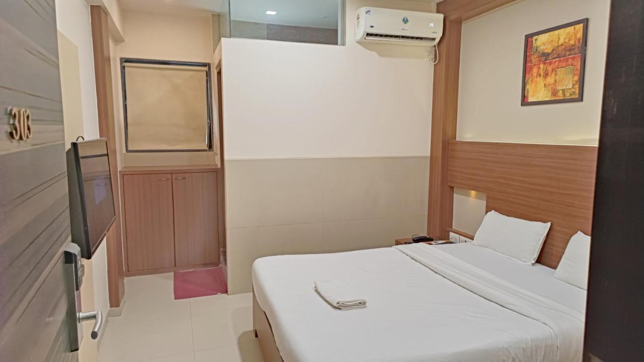 Hotel Alka Residency Thane Extérieur photo