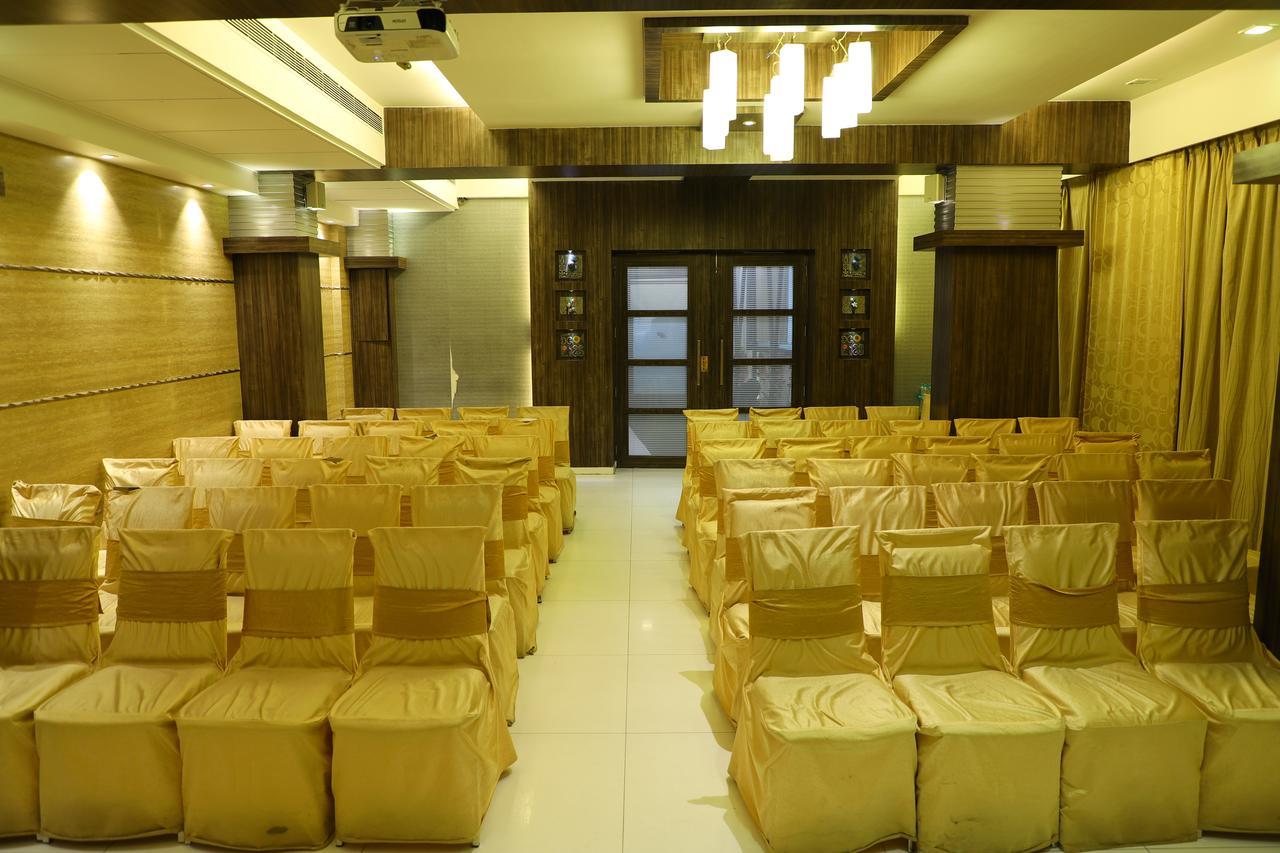 Hotel Alka Residency Thane Extérieur photo
